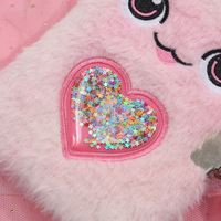 Cuaderno de Peluche Rosa con Forma de Corazón, Papelería Creativa y Linda con Bloc de Notas Brillante, Regalo con Cierre y Encuadernación Inalámbrica Perfecta