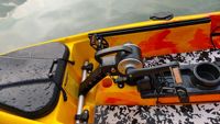 2024 Kayak avec système de pédale bateau de pêche 1 personne pédale Kayak bateau de pêche pliant pêche canoë Kayak avec pagaie