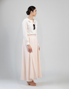 Vente en gros de Kurung Moden sans repassage Raya 2025, stock disponible, prix d'usine, fournisseur direct, OEM Malaisie KWC Pukal - Product Image 3