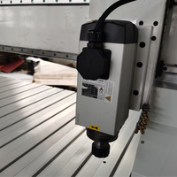 Machine de gravure et de sculpture CNC à bois 3 axes 1325 multifonctionnelle pour le travail du bois, du MDF, du mélamine, de l'acrylique et du plastique, à vendre