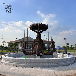 รูปปั้นงูทองแดงขนาดใหญ่ H692ซม. D1240ซม. สำหรับโครงการภาครัฐ พร้อมน้ำพุทองสัมฤทธิ์และสระหินอ่อนธรรมชาติสำหรับภายนอกอาคาร - Product Image 3