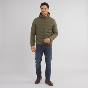 Nouvelle conception, veste matelassée pour homme, couleur unie, col montant, logo frontal, style streetwear, imperméable, sport, hiver - Product Image 1