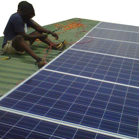 <span class=keywords><strong>Phocos</strong></span> ECO10 10A IP68 Controlador de carga solar Regulador PWM Carga para energía fotovoltaica de 300W Fácil configuración/tamaño - Product Image 5