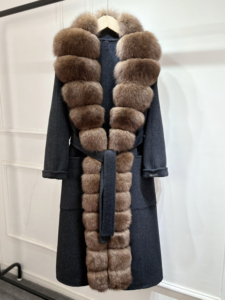 Janveny Novità Inverno 2025 Giacca in Cashmere e <span class=keywords><strong>Lana</strong></span> con Collo in Vera Pelliccia di Volpe Naturale da <span class=keywords><strong>Donna</strong></span> <span class=keywords><strong>Cappotto</strong></span> Lungo Oltre il Ginocchio con Cintura in Misto <span class=keywords><strong>Lana</strong></span> - Product Image 4