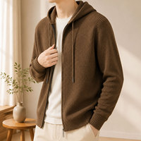 Cardigan zippé à capuche en tricot rayé pour homme – Manteau fin décontracté chic pour le printemps et l'automne – Style navetteur