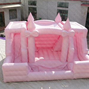 Château gonflable double toboggan rose avec piscine à balles - Product Image 1