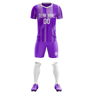 Uniformes de football personnalisés de haute qualité, kits de football OEM, impression de logo, 100% polyester, séchage rapide, tailles unisexes pour adultes, production rapide - Product Image 5