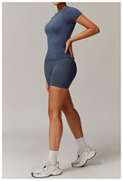 Ensemble 2 pièces de vêtements de sport pour femmes, shorts de gym et de yoga unis grandes tailles, extensibles dans quatre directions, en tissu écoresponsable Spandex/Nylon