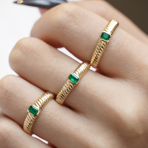 อาซูโอ 18K ทองคำแท้สีเหลืองเพชรแท้ มรกตธรรมชาติ คุณภาพสูง แหวนสวมใส่ทุกวัน แหวนหมั้น ของขวัญสำหรับผู้หญิง แหวนแห่งความรัก - Product Image 5
