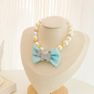 Kalung anak kucing pola hati lucu, ornamen padat kalung mutiara pita Beruang berlian imitasi senyap untuk hewan peliharaan - Product Image 1