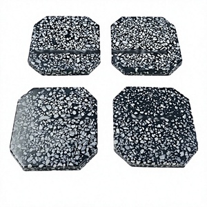 Juego de posavasos de color blanco y negro con forma cuadrada de terrazo de estilo único, decoración de mesa de desayuno para fiesta de cumpleaños, utensilios de cocina usados - Product Image 1