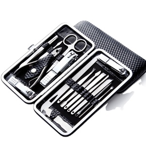 <span class=keywords><strong>Set</strong></span> di <span class=keywords><strong>Pedicure</strong></span> <span class=keywords><strong>professionale</strong></span> Kit tagliaunghie 8 pezzi <span class=keywords><strong>per</strong></span> la cura personale <span class=keywords><strong>Set</strong></span> <span class=keywords><strong>Manicure</strong></span> <span class=keywords><strong>per</strong></span> uso di bellezza - Product Image 6