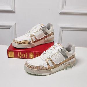 Sneakers de luxe confortables pour hommes – Sneakers en cuir décontractées haut de gamme avec semelle épaisse, chaussures en cuir pour hommes de style haut de gamme - Product Image 4