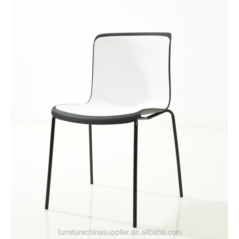 モダンなイタリアンデザインバイカラーPpプラスチックダイニングチェア