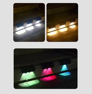 Applique murale extérieure solaire haute luminosité avec lumière <span class=keywords><strong>LED</strong></span> étanche pour porte d'entrée de jardin IP 65 - Product Image 4