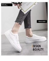 Baskets basses blanches en PU pour femme, style décontracté et tendance, idéales pour la marche