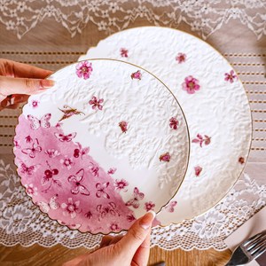 Ensemble d'assiettes rondes en céramique, motif floral rose et papillon, peintes à la main, assiettes plates pour les fêtes et les repas - Product Image 3