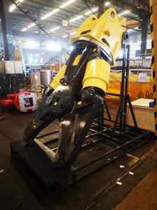 360 °   Cisaille hydraulique rotative pour excavatrice, outil de coupe haute performance pour le démontage d'acier et le recyclage de voitures - Product Image 3