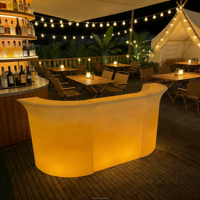 Comptoir de bar extérieur modulaire portable en plastique solaire moderne pour la maison, les bars et les restaurants, avec éclairage LED, mobilier de boîte de nuit