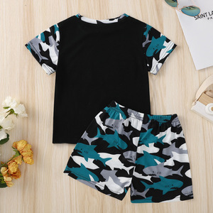 ชุดเด็กชายแขนสั้นพิมพ์ลายฉลามสำหรับฤดูร้อน - Product Image 2