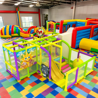 Équipement de jeu doux d'intérieur commercial Mobile Kids Ocean-Theme Playhouse Jouets en plastique en mousse Utilisation du parc d'attractions Fonction d'escalade