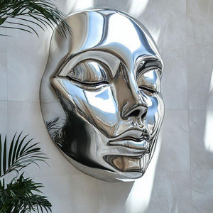 Scultura Contemporanea in Metallo 3D a Forma di Viso Femminile, Scultura Astratta in Acciaio Inossidabile da Parete, Statua del Viso per Esterni - Product Image 2
