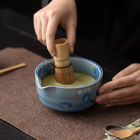 Kit de Matcha de qualité cérémonielle avec fouet en bambou, bol en céramique et outils, personnalisable avec logo, avec solution d'emballage en tiroir