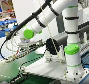 Robot collaboratif de soudage industriel, bras robotisé 9KG 1500mm pour l'entretien des machines - Product Image 4