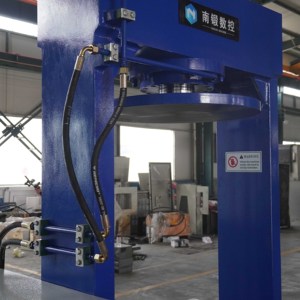 Prensa Hidráulica Portátil de 100 Toneladas para Neumáticos Sólidos de Montacargas - Product Image 6