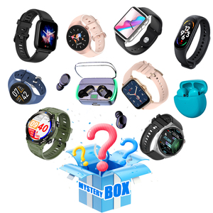 Boîte à mystère Lucky Box Electronic 3C Smart Watch Écouteurs Casque d'écoute Aveugle 100% Véritables coffrets cadeaux Alliage Electronica Rubber TFT <span class=keywords><strong>Bar</strong></span> - Product Image 4