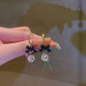 1 Fashion Pearl Geometric Flower Earrings S925 Silver Hollow Fruit Women Earrings Simple Jewelry Set Earrings 2022