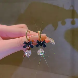 1 pendientes de flor geométrica de perlas de moda s925 pendientes de mujer de fruta hueca de plata conjunto de joyería simple pendientes 2022