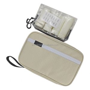 Bolsa de Viaje Colgante para Cosméticos y Artículos de Higiene con Cierre, Gancho y Accesorios para Damas y Caballeros - Product Image 1