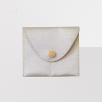 Récipient à bijoux personnalisé en cuir PU 8*8cm pochette à bouton beige pour boucles d'oreilles et bagues petit sac pochette à bijoux personnalisé