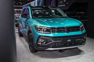 Voitures neuves pas chères 2024 pour Volkswagen <span class=keywords><strong>T</strong></span>-<span class=keywords><strong>Cross</strong></span> 1.5l/300tsi Dsg Confortable 5 portes 5 places LHD Petit SUV familial SUV à bas <span class=keywords><strong>prix</strong></span> <span class=keywords><strong>T</strong></span>-<span class=keywords><strong>Cross</strong></span> - Product Image 2
