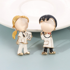 Broche de Geometria em Liga de Esmalte da Série Médica Europeia Americana, Estetoscópio, Eletrocardiograma, para Médicos e Enfermeiros - Product Image 4