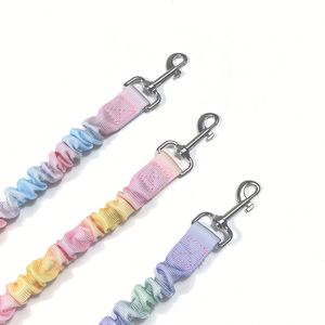 เข็มขัดนิรภัยสำหรับสุนัขในรถยนต์แบบปรับได้ สีสันสดใส ป้องกันการกระแทก สีไล่ระดับ พร้อมคาราไบเนอร์แบบแฟชั่นสำหรับสัตว์เลี้ยง - Product Image 6