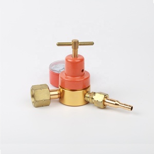 Régulateur de GPL de type économique pour le russe - Product Image 2