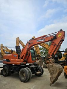 รถขุดดินมือสอง Doosan รุ่น DH150W-7 Doosan 140 150 130 รถขุดล้อยางสภาพดี รถขุดล้อยางมือสอง Doosan Dh150w - Product Image 4