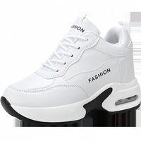 Baskets compensées décontractées en maille à lacets pour femmes, confortables, blanches, à talons épais, pour l'extérieur, chaussures de mode