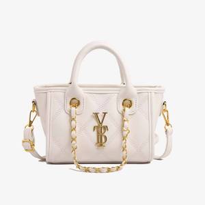 Fashionable Durable Foldable Lady's PU Handbag with Geometric Patterns Chains Zipper Closure for Daily Use Model 2526 - Product Image 4