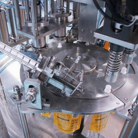Machine de remplissage, de bouchage et de scellage automatique de sachets à bec verseur Doypack de haute qualité pour boissons, jus et liquides