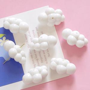 Bonitas nubes acrílico cuentas sueltas DIY teléfono móvil llavero coche colgante joyería Material accesorios 32mm * 22mm - Product Image 4