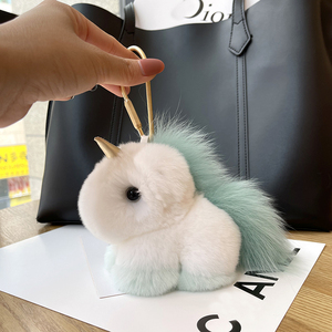 Porte-clés <span class=keywords><strong>Licorne</strong></span> de Luxe en Véritable Fourrure de Lapin Rex, Porte-clés Poney Moelleux, Porte-clés Animal en Peluche pour Sac à Dos, Cadeau d'Anniversaire pour Femme - Product Image 5