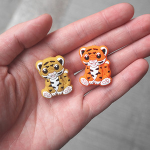 Tout nouveau bébé perles de dentition minuscule tige rongeur de qualité alimentaire bricolage sucette Bracelet d'allaitement forme de tigre perle en vrac - Product Image 3