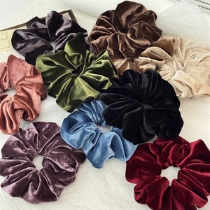 Chouchous en velours vintage faits à la main, minimalistes, couleur unie, élastiques, pour femmes, accessoires de mode, vente en gros personnalisée - Product Image 1