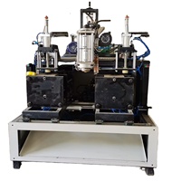 Machine de soufflage de bouteilles de 4 gallons Machine de moulage par soufflage de bouteilles en plastique PP PE-HD à grande vitesse Moulage par extrusion-soufflage de bouteilles d'eau