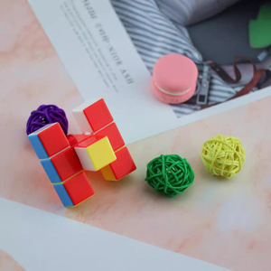 Cubo Mofang Yongjun 133, Versión Mejorada 3x3x3, Rompecabezas Mágico para Adolescentes, Juego Intelectual para Estimular el Cerebro - Product Image 2