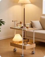 Petit chariot à thé pour la maison ou le bureau, table à thé mobile en bambou avec plateau en verre et roues en bambou et rotin