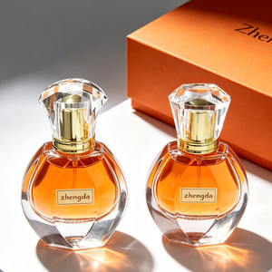 Vente en gros <span class=keywords><strong>de</strong></span> flacons <span class=keywords><strong>de</strong></span> <span class=keywords><strong>parfum</strong></span> en verre transparent portables <span class=keywords><strong>de</strong></span> 30 ml avec col à sertir, flacons <span class=keywords><strong>de</strong></span> recharge pour cosmétiques et <span class=keywords><strong>eau</strong></span> - Product Image 2